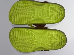 Crocs x Dream Works Shrek Classic Clogs Youth Size 5 / W 7 Lime Green Ears Shoe