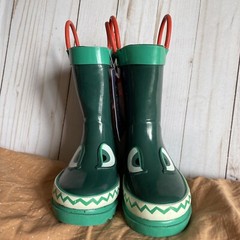 CHEROKEE RUBBER ALLIGATOR RAIN BOOTS SIZE SMALL ( 5-6)
