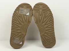 UGG Kids Classic Micro Boots Size 5 Kids Chestnut K/1174410K