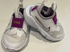 Nike Flex Runner 2 Shoes Slip-on White Violet Frost size 4c