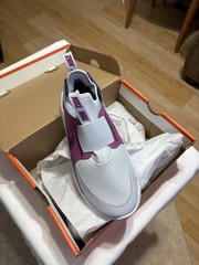 Nike Flex Runner 3 Low Pull On Grey Purple Black Girls 6.5 Women’s 8 NWB.