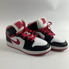 Air Jordan 1 Mid White Very Berry Pink (GS) – 7Y 554725-016