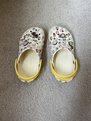 Crocs Pool Party Spring Break Kids Yellow Classic Clogs Sandals Size J2