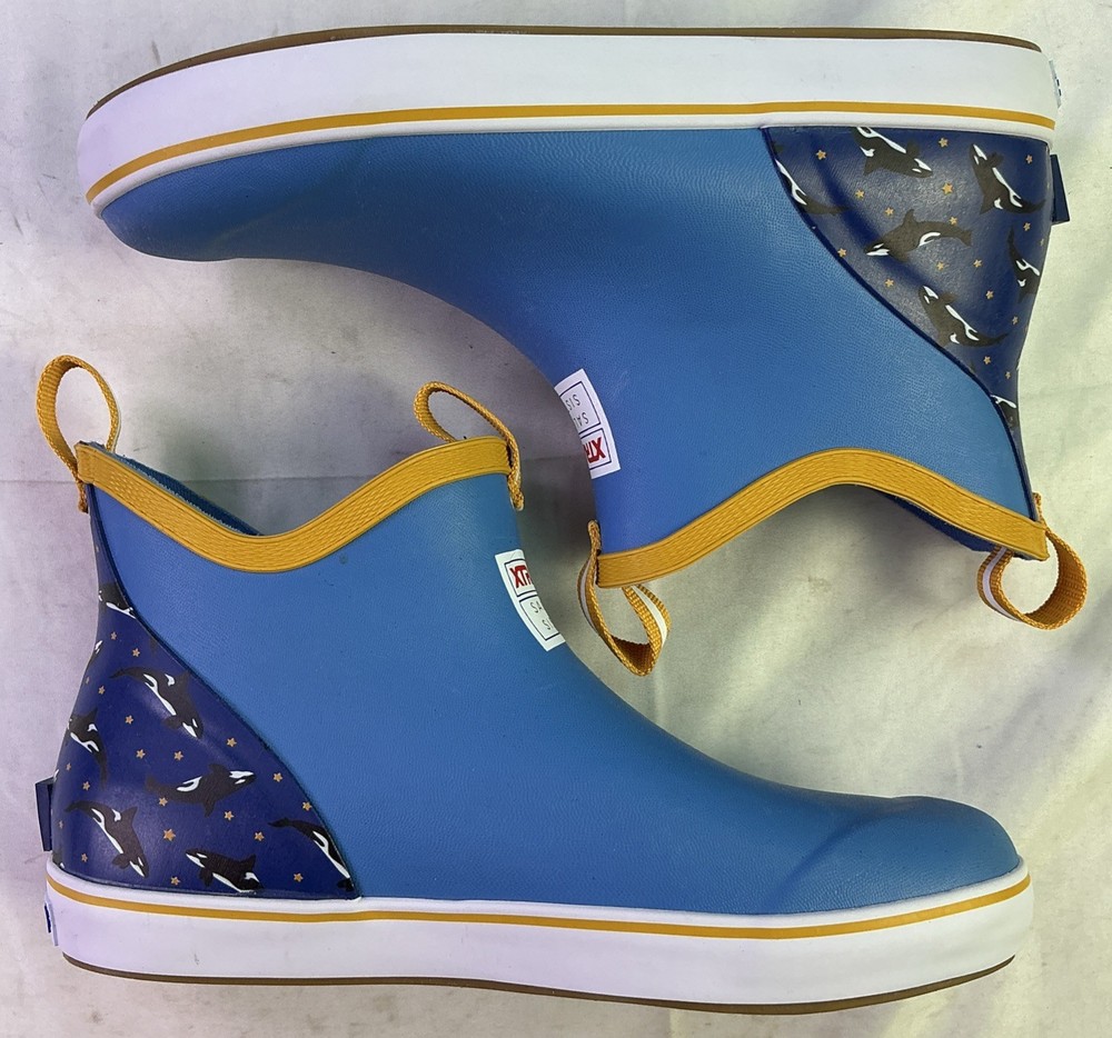 Xtratuf Kid’s Ankle Deck Boots-Light Blue/Whale Pattern-Size: 6
