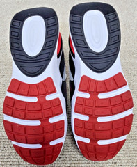 NEW Nike Air Max Nova GS White Red Black Unisex Kids Athletic Sneakers 5.5Y