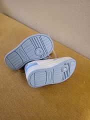 Luceo Studio Bluey Light Up Hook & Loop Strap Sneakers Unisex Kids 5 White/Blue