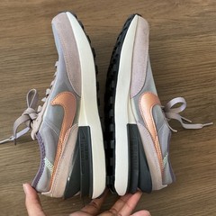Nike Waffle One Summit White/MTLC Red Bronze GS Youth Size 6Y (DC0481 102)