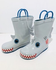 Children’s Rain Boot -Size 7, Roos Shark