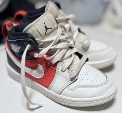 Nike Air Jordan 1 Mid SE (12c) Little Kids White Infrared Black (PS)