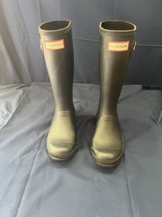 Hunter Rain Boots Navy Blue Unisex B 2- G 3