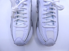 Nike Shox R4 ‚White Metallic Silver‘ 2025 (GS) Sneakers CW2626-101 Sz 6.5 Y