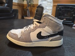 Size 7 Y- Jordan 1 SE Craft Mid Inside Out – Cement Grey