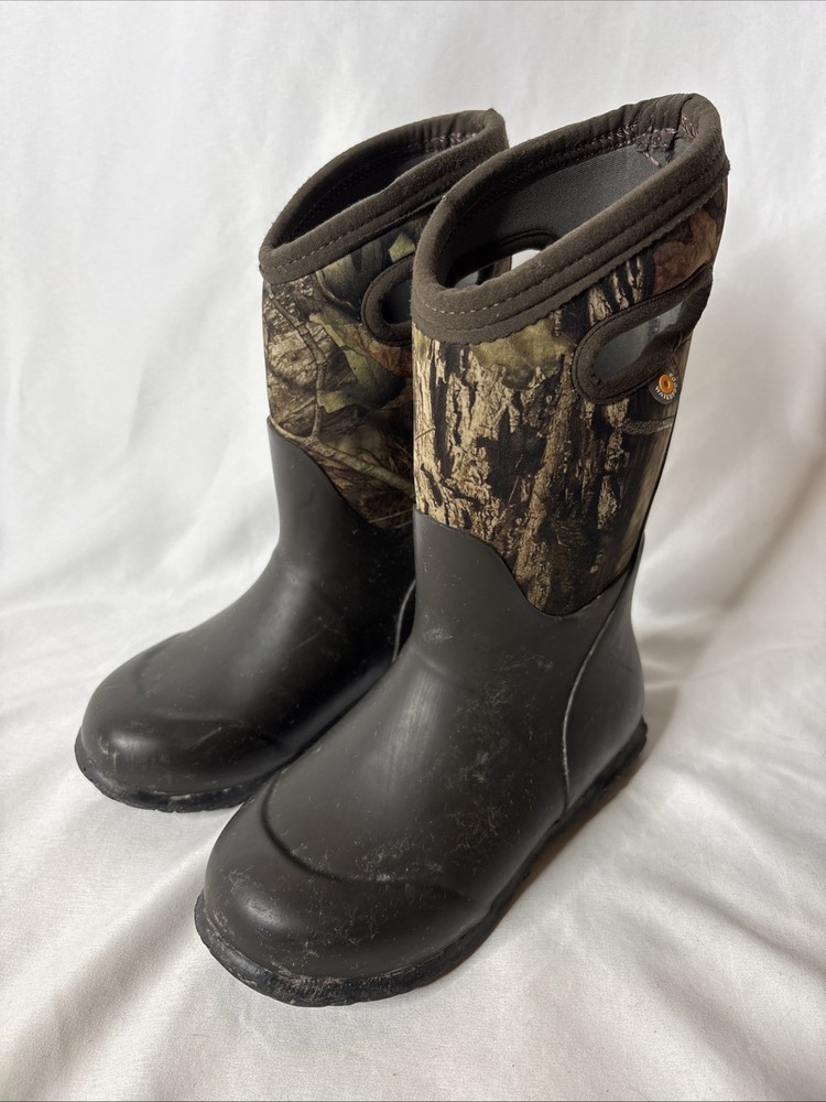 BOGS Kids’ York Camo Waterproof Pull On Insulated Rain Boots Size 13 Mossy Oak