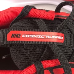 NIB Nike Cosmic Runner (GS) HM4402-601 University Red /White/ Black 7Y/8.5W