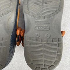 Crocs Shoes Youth Size 1 Orange Naruto Shippuden Clog Anime Jibbitz Charms