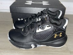 NEW Under Armour GS Lockdown 6 Low Black Metallic Gold Youth Size 6Y Basketball