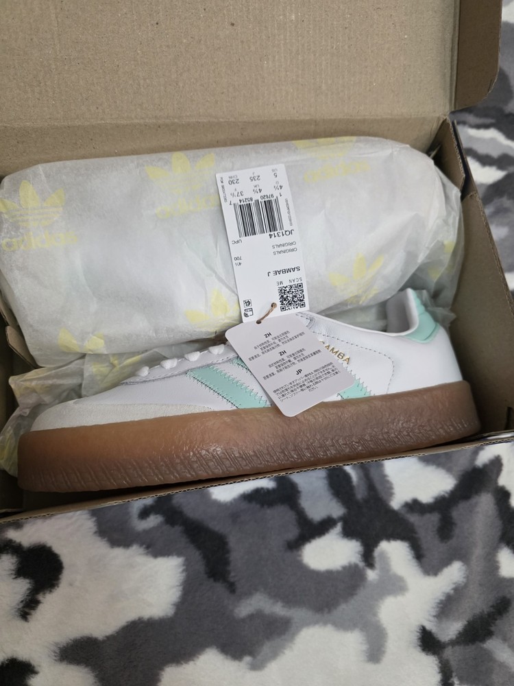 Adidas Sambae J ‚Cloud White Mint‘ / JQ1314 / Youth Size 5- Fits Women’s Size 6