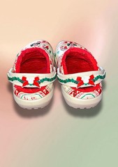 Crocs Kids Disney Mickey Mouse Christmas Lined Clogs Slip-On White/Red/Green 9