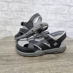NEW! Columbia Techsun Wave Youth 1767561012 Shark Grey Sandals Size 6