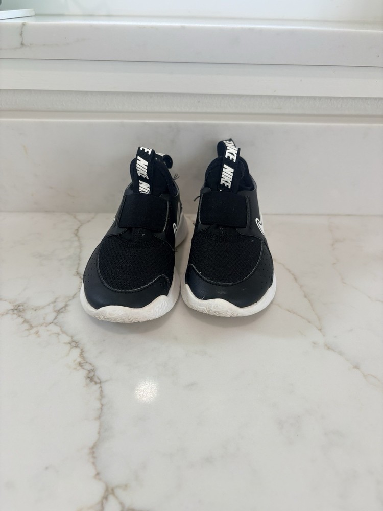 Size 9C Nike Flex Runner 3 Black White Slip On Athletic Shoes Kids Boy Girl
