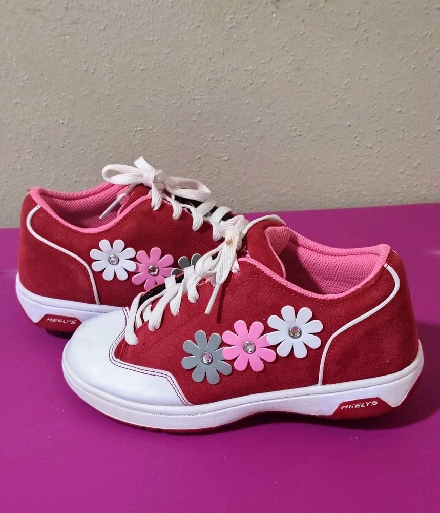 Heelys Roller Skate Shoes Big Kid Sz 4 /5 Pink Low Top Lace Up Pop-Out Wheels
