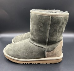 UGG Kid’s Classic Short II Bootie #1017703K Green & Tan, Size 4