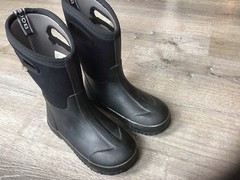 BOGS Classic High Waterproof Insulated Boots Youth Size 4 Black Winter Rain Snow
