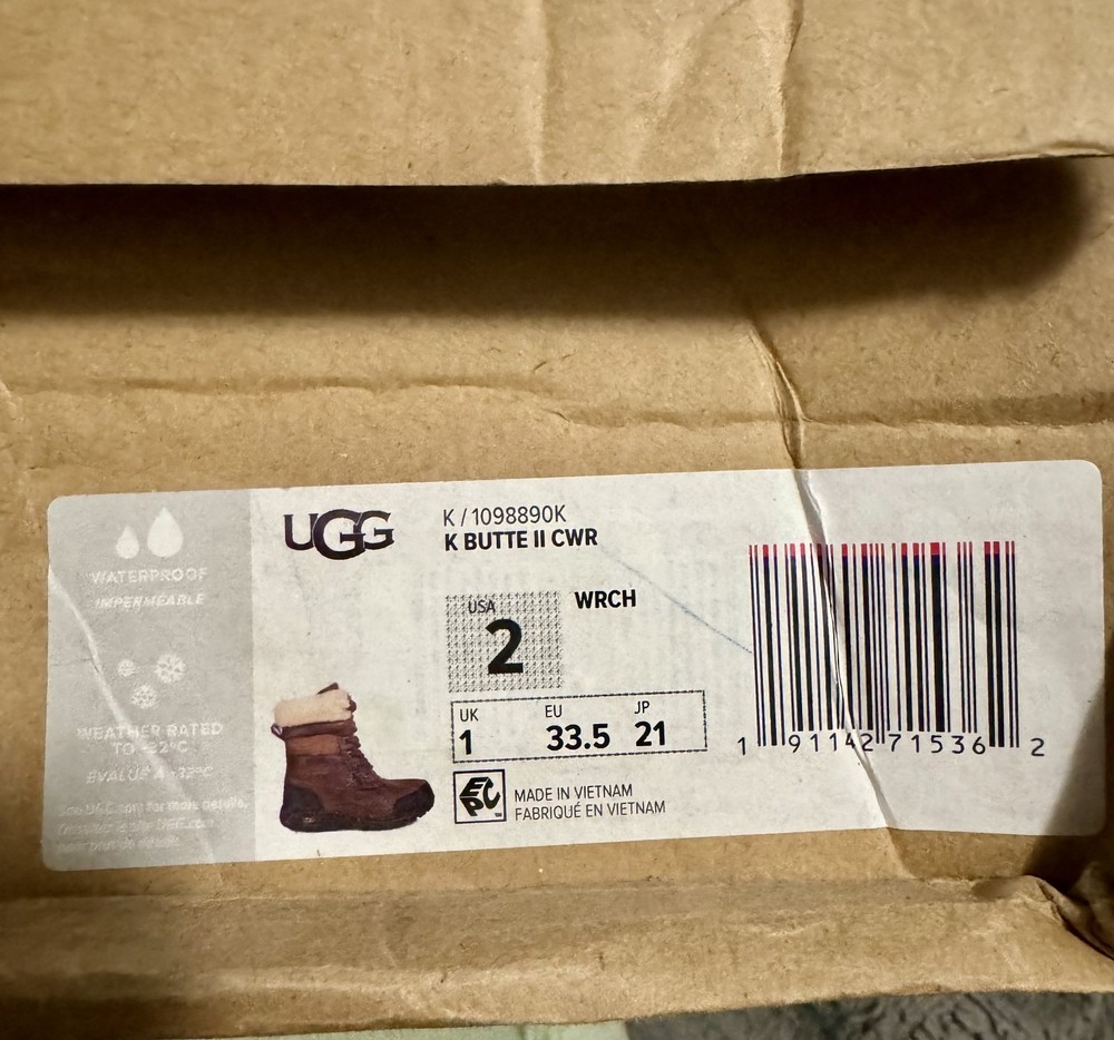 Ugg K Butte II CWR Size 2