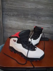 Size 5Y Sneaker White With Red and Black PreOwned Great Condition No Box