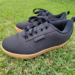 Heelys Pro 20 Black and Beige Youth Skate Shoes Size 3Y (HE101468)
