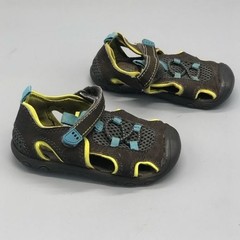 charter’s brown yellow blue hook & loop kid sandal size 5 READ