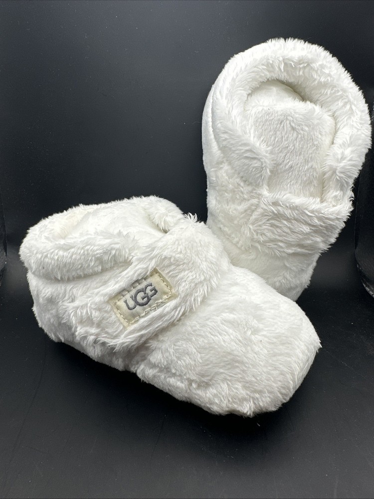 Kids UGGs Size 4/5