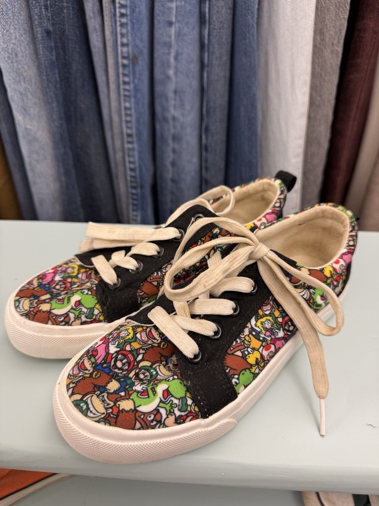 Nintendo Super Mario Bros. canvas sneakers ft vibrant character graphics, sz3
