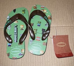Havaianas MINECRAFT Flip Flops CHILD SIZE 9 10 3/4 NEW