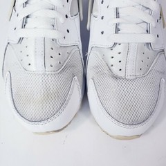 Nike Air Huarache Run Triple White Sneakers Size 5.5Y Youth / Womens 7 654275