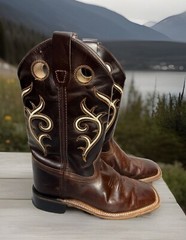 Old West Leather Cowboy Boots Child Youth Broad Square Toe Brown BSY1807 Sz 3.5D