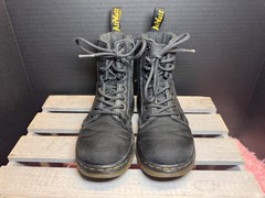 Dr. Martens Black Combs Boot Side Zip – Little Kid Size 13 EUR 31