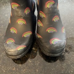Hunter Boots Girls 3 First Classic Mini Rainbow Print Wellies Black Mid-Calf