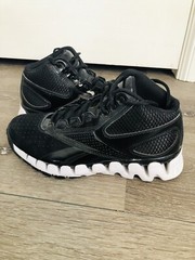 Reebok ZIG TECH Running Trainers Casual Shoes school gym~YOUTHS size 5