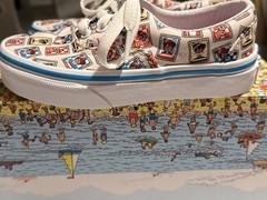 Vans Era Where’s Waldo? Postage Kids Size 11