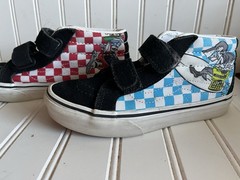 Vans Kids Sk8-Mid Rissue V Shark Checkerboard Shoes Size 1.5 Black Red Blue