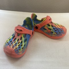 Buc-ees Tie Dye Clog Multicolor Slip On Water Shoes Youth Size 7/8