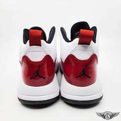 Jordan Maxin 200 GS White/Gym Red