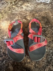 Chaco Z Cloud Youth Size 2 Sandals Strappy Shoes Water Hiking Open Toe Flats