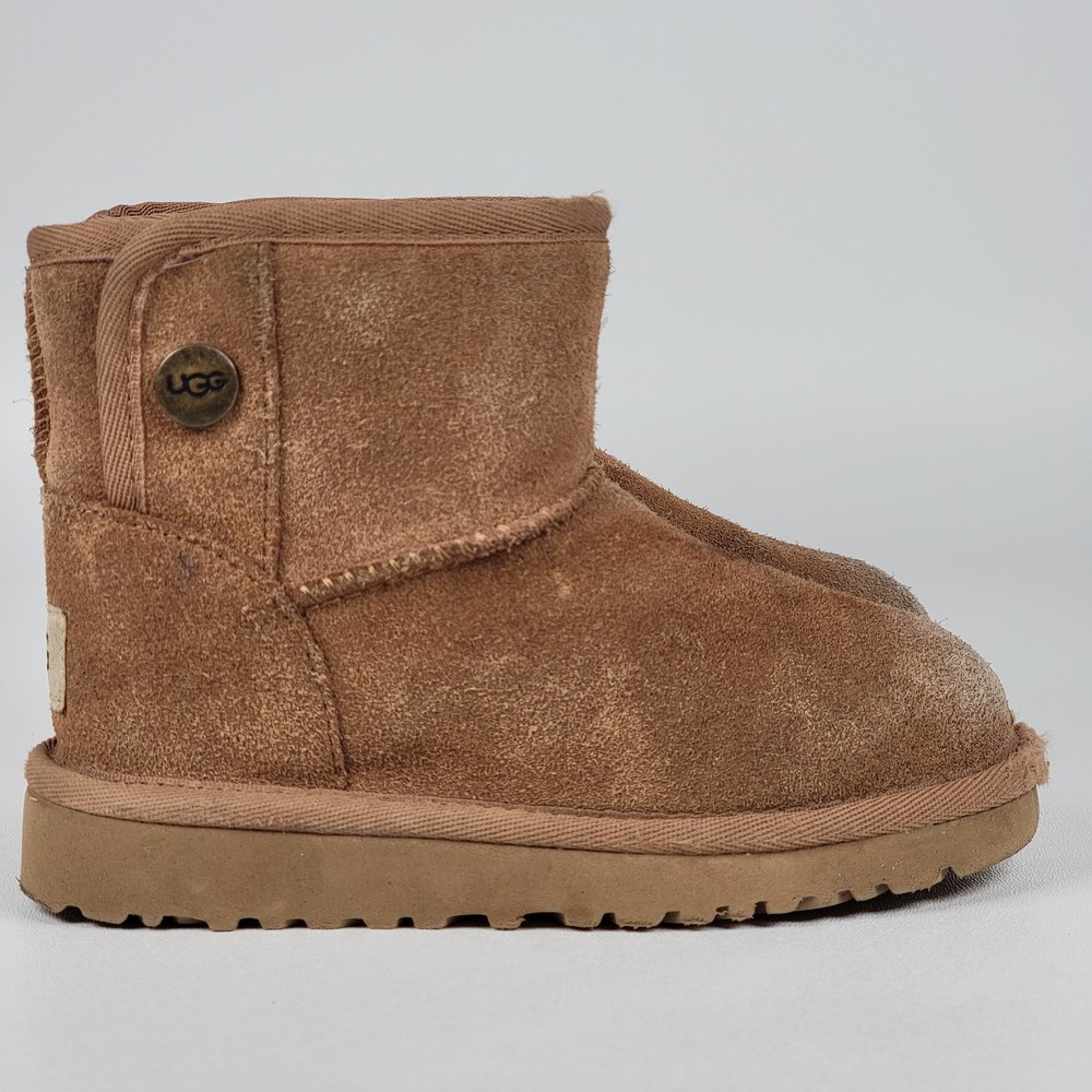 Ugg Boots Mini Bailey Snaps Chestnut Kids Size 9 US 26 EU