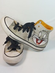 Converse Looney Toons Bugs Bunny Converse High Top Size Mens 4 Women’s Size 6