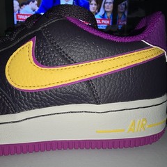 AIR FORCE 1 (GS) LOS-ANGELES LAKER ALTERNATIVE- DX5800500
