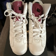 Nike Air Jordan 6 Retro Maroon Leather High Top Sneaker 7Y Unisex Kids