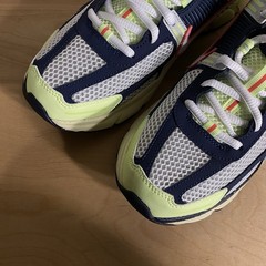 Nike Vomero 5 Barely Volt MidnIght Navy GS – Size 6.5Y