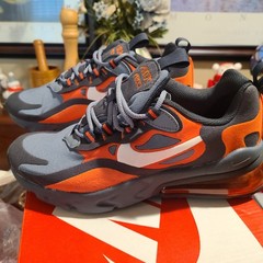 Nike Air Max 270 React „Total Orange“ BQ0103 006 Youth Size 4Y- NEW IN BOX